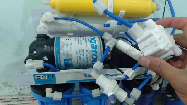 cach lap van co may loc nuoc 1 - Cách lắp van cơ máy lọc nước Cách lắp van cơ máy lọc nước